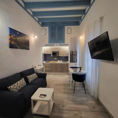 Apartamento Cuarta Puerta Centro Historico Sevilla Kültér fotó